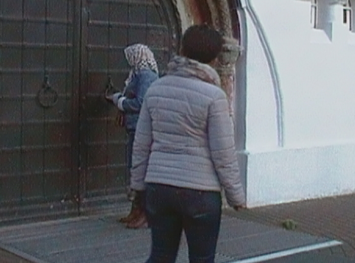 071.jpg
